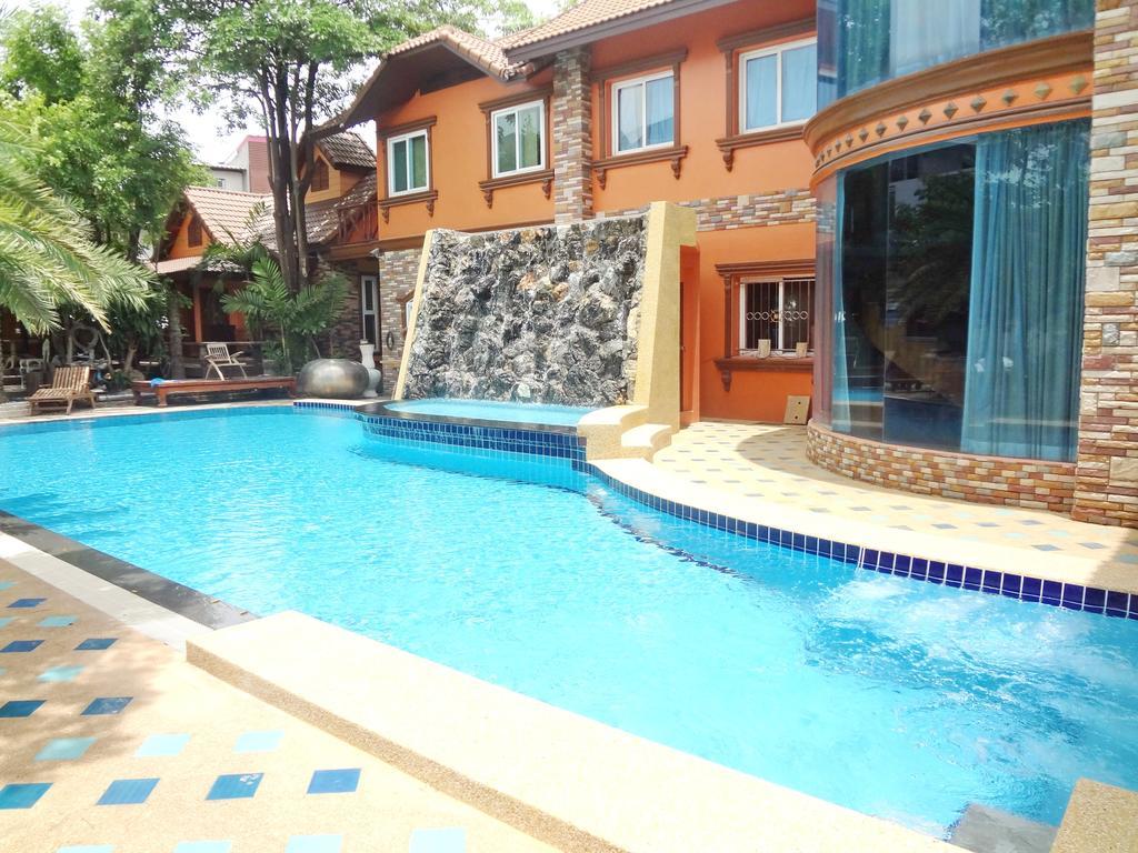 Khunsri Resort Art Boutique Hotel Паттайя Экстерьер фото
